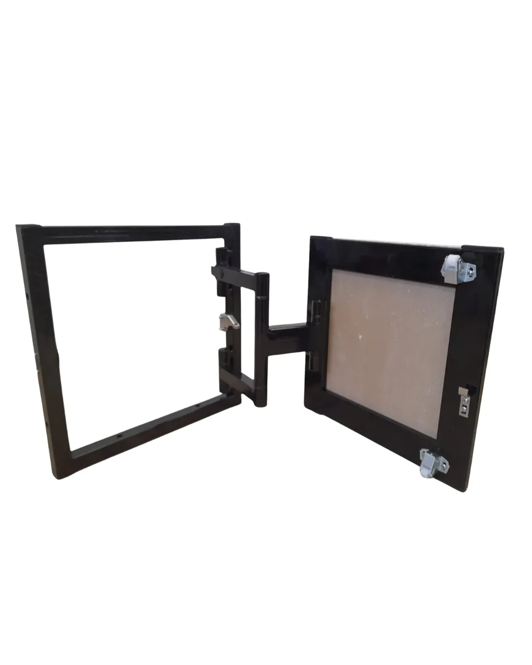 Neviditelná revizní dvířka pod obklad 600x800 s 180° otevíráním pro flexibilní instalaci